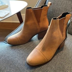Never worn tan booties